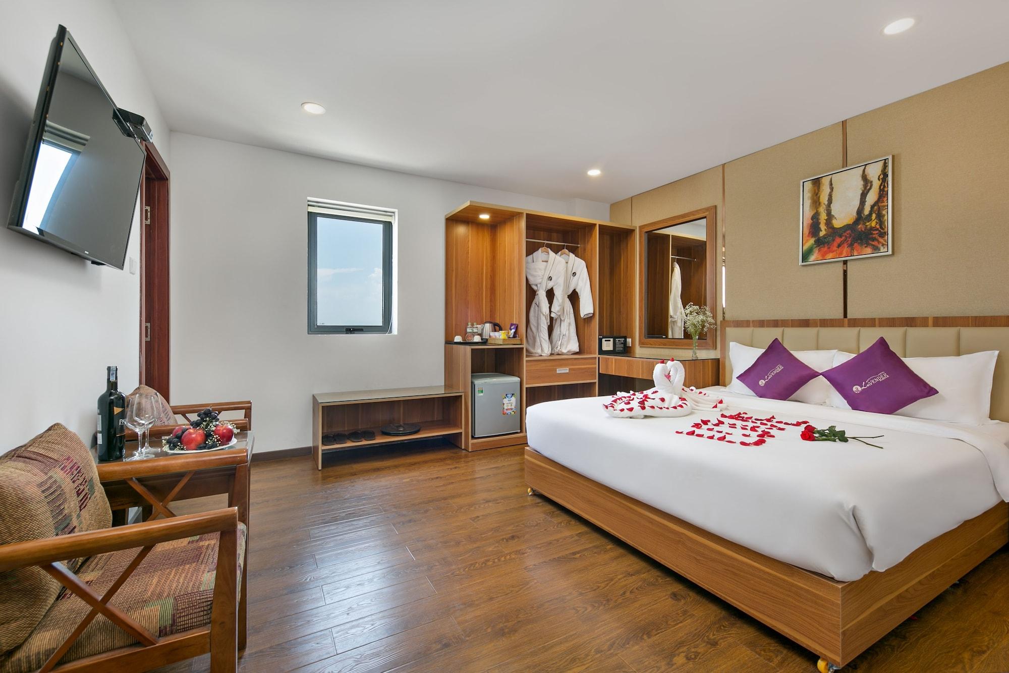 Lavender Riverside Hotel Дананг Экстерьер фото