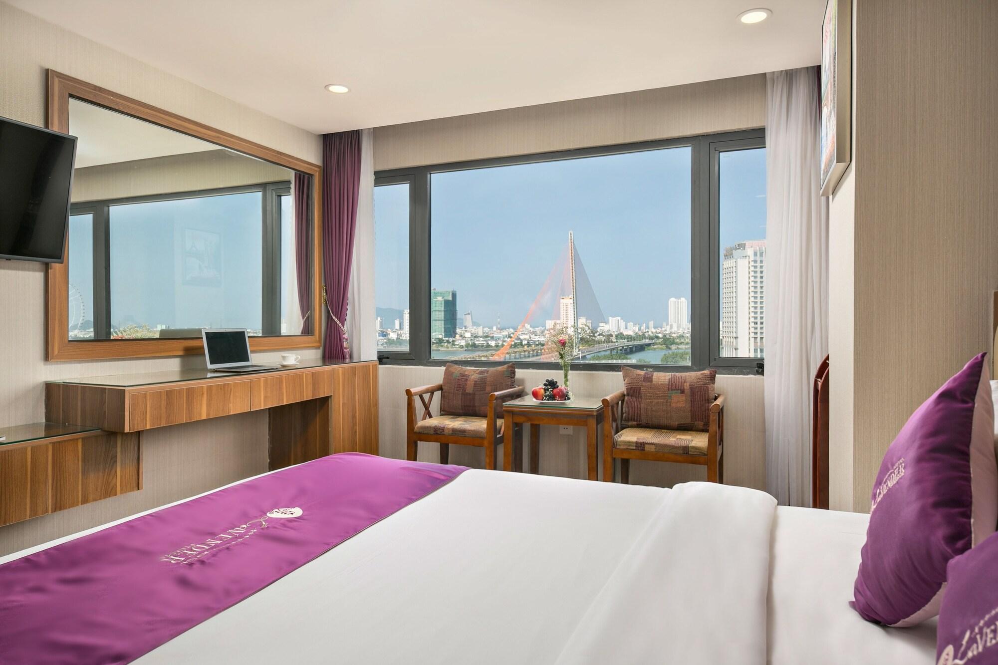 Lavender Riverside Hotel Дананг Экстерьер фото