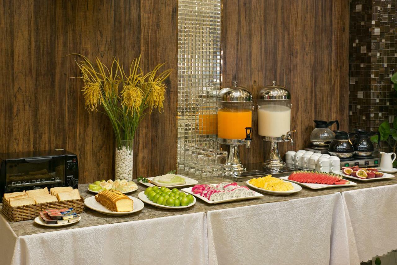 Lavender Riverside Hotel Дананг Экстерьер фото